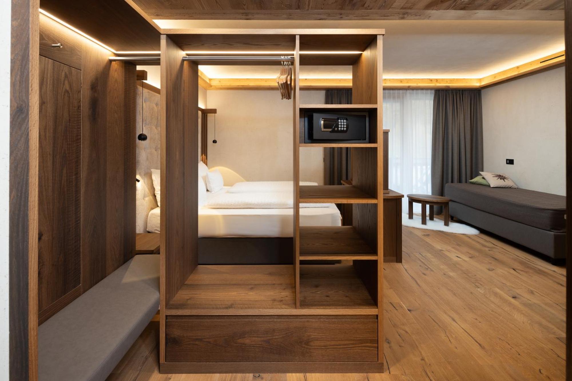 Camino Rustic Chic Hotel Livigno Kamer foto