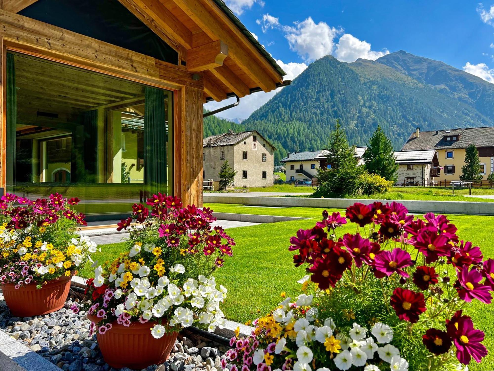 Camino Rustic Chic Hotel Livigno Buitenkant foto